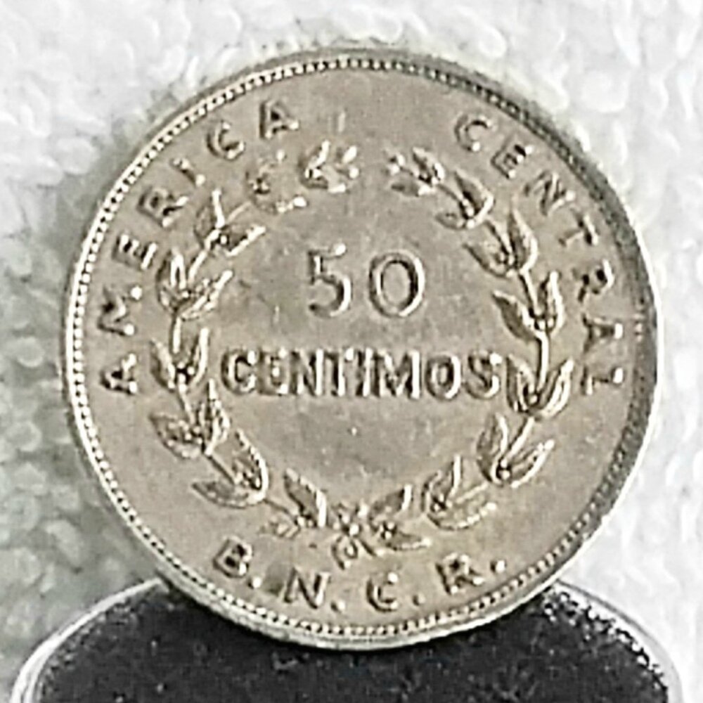 Circulated 1948 Costa Rica 50 Centimos Republica... Coin Made of Copper/Nickel!!